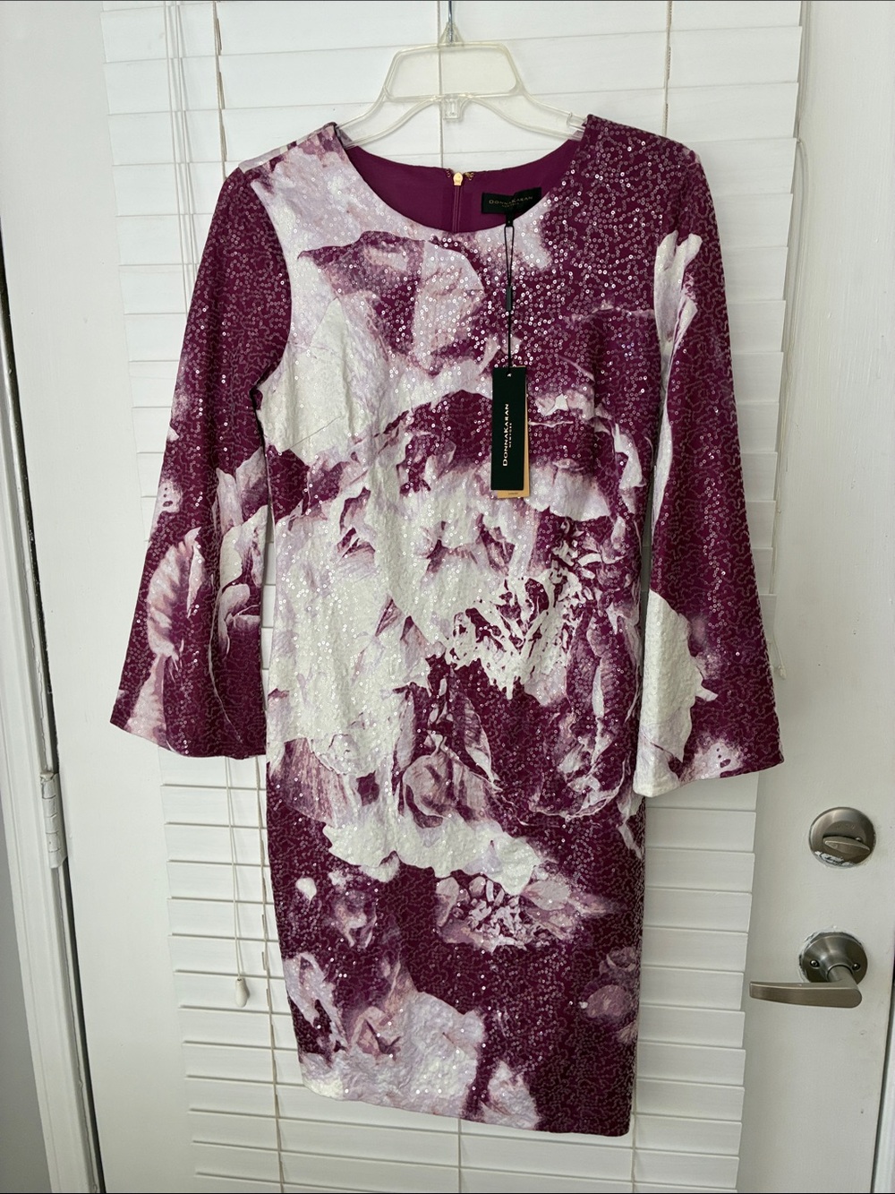 Donna Karan Sequin Plum and White Floral Sheath Dress SZ 6 NWT